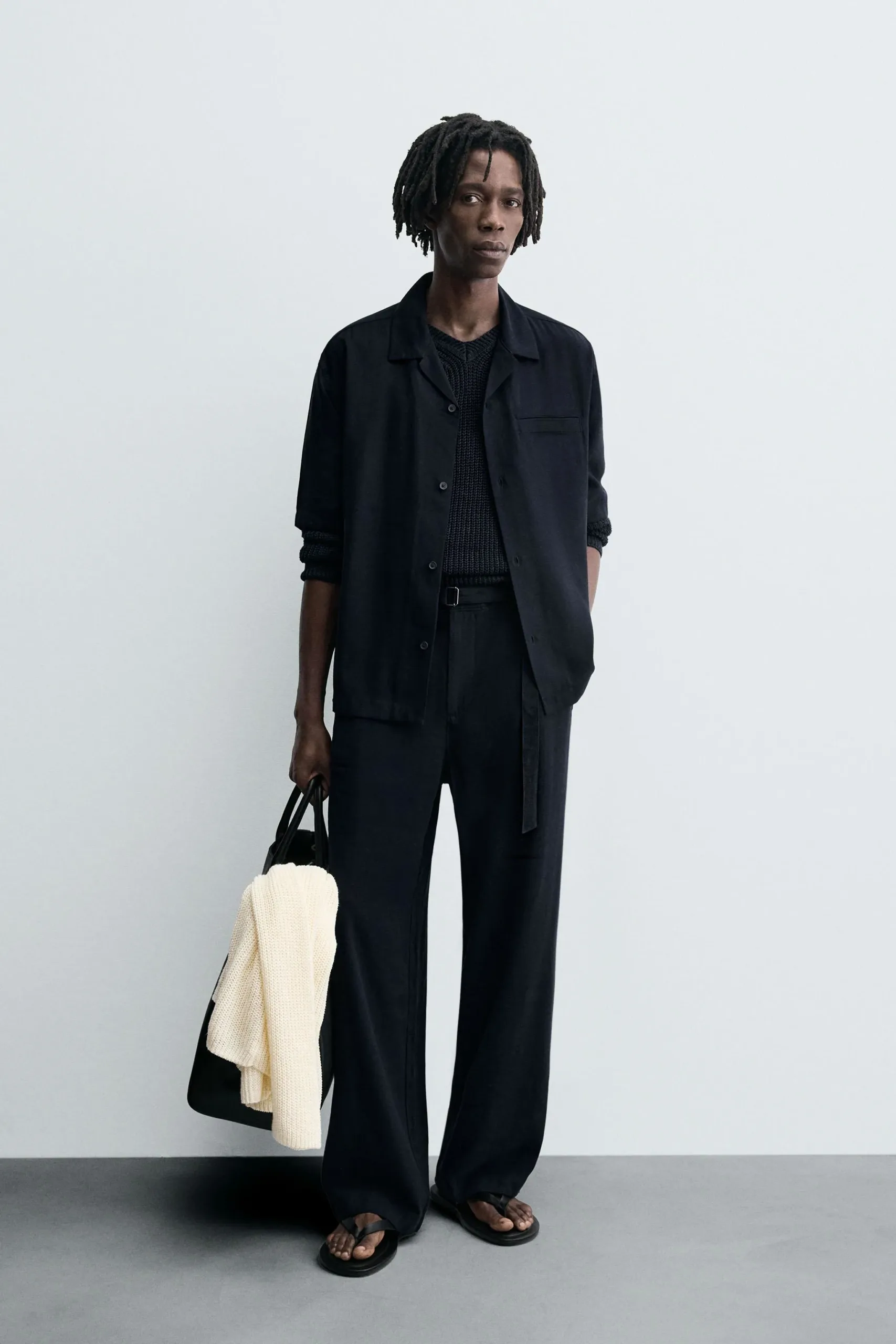 RELAXED FIT TROUSERS WITH BELT